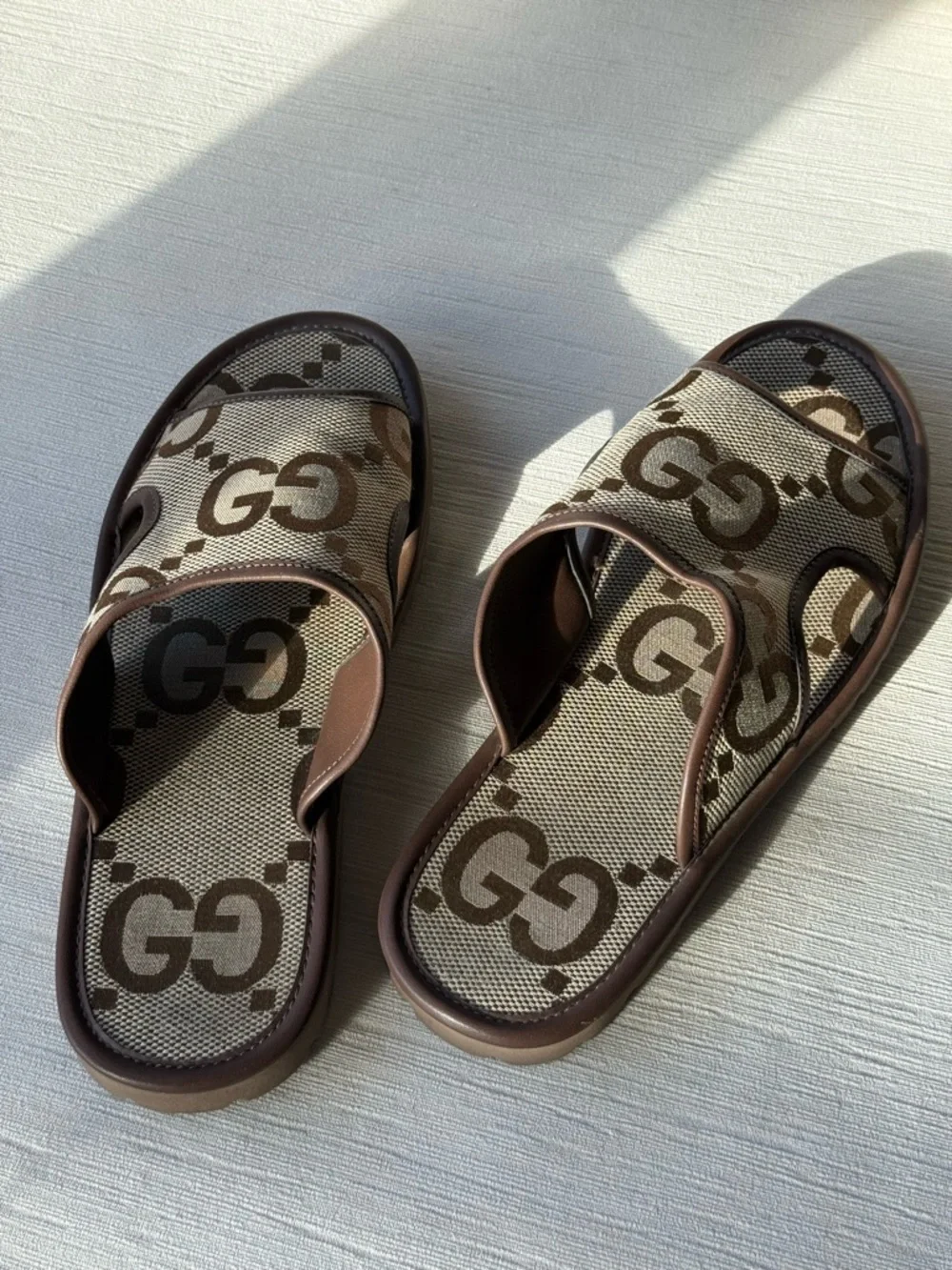Gucci Beige and Brown GG Canvas Open-Toe Slides - Picture 2 of 6